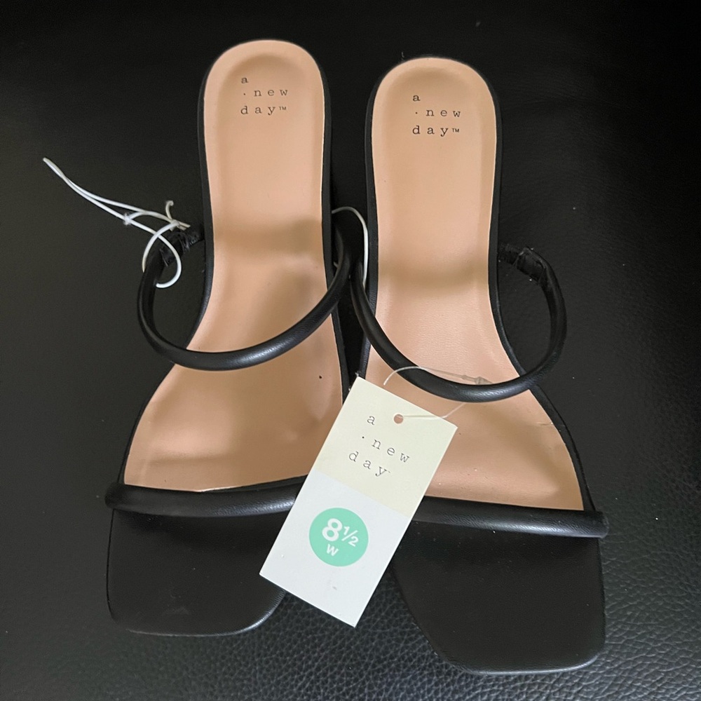 A NEW DAY Target black block heel sandal.  Size 8.5 WIDE WIDTH.